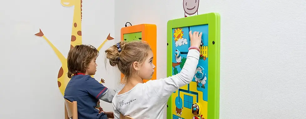 PlayCorner play corner in medical facility